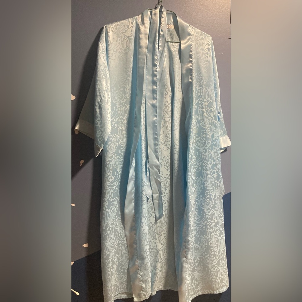 Erika Taylor Light Blue Patterned Robe